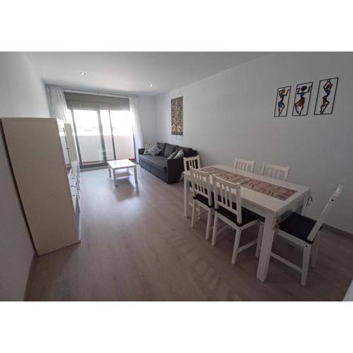 Fabuloso Apartamento en el Puerto Santa María Con Piscina Comunitaria para familias