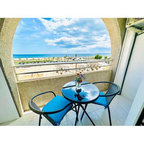 Face a la Mer - vue epique, climatisation, wifi, draps inclus