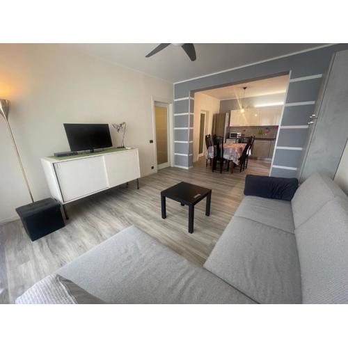 FALCONERA 3 BEDROOMS APARTMENT - Agenzia Cocal
