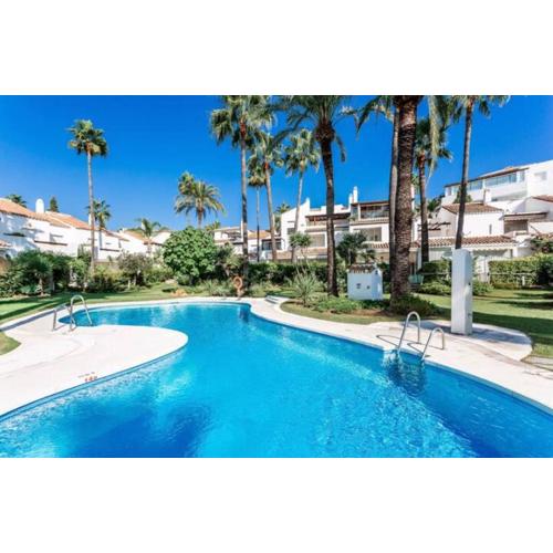 Family Beach Apartment With Pool