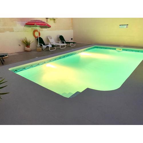 Family Farmhouse & Private Pool Very Good 8