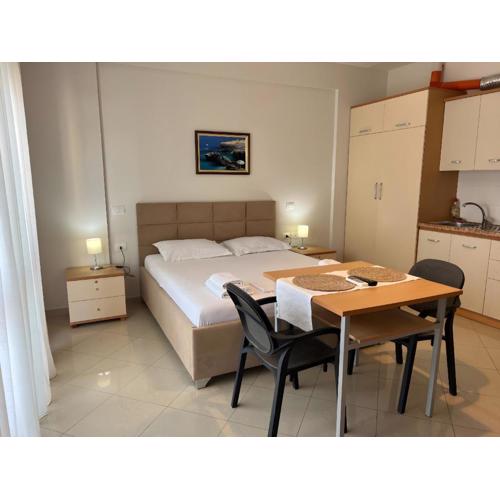Family-friendly apartment with balcony