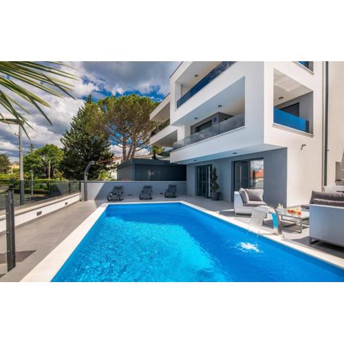 Family-friendly apartments with swimming pools Vantacici, Krk - 19303