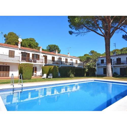 Family-friendly beach villa in prime location