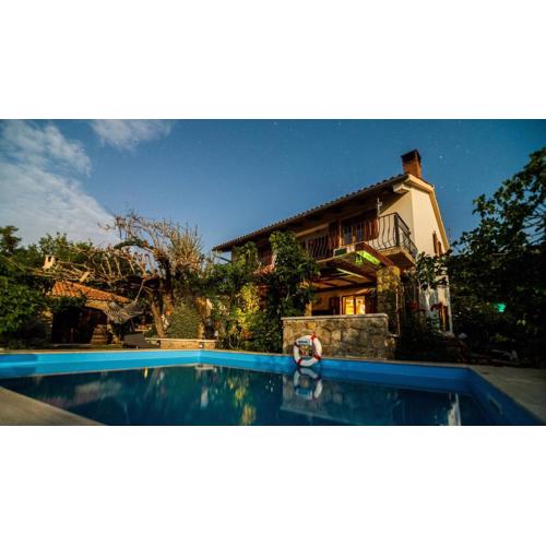 Family friendly house with a swimming pool Banjol, Rab - 23127
