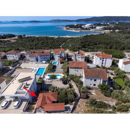 Family friendly house with a swimming pool Solaris, Sibenik - 24400