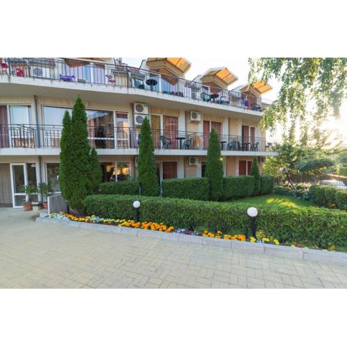 Family Hotel Dayana Beach