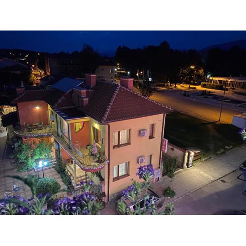 Family Hotel Kavrakovi