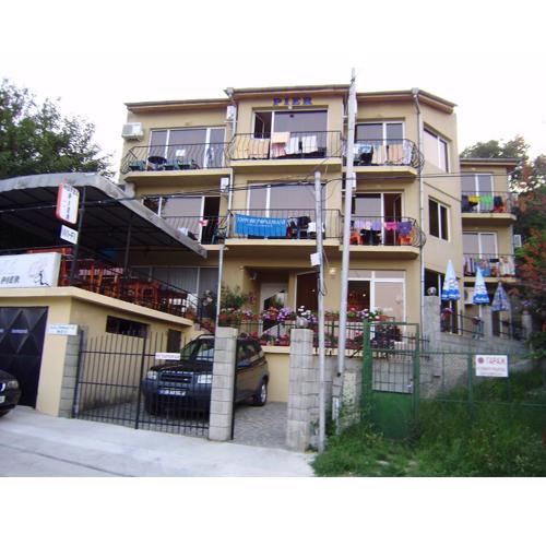Family Hotel Pier