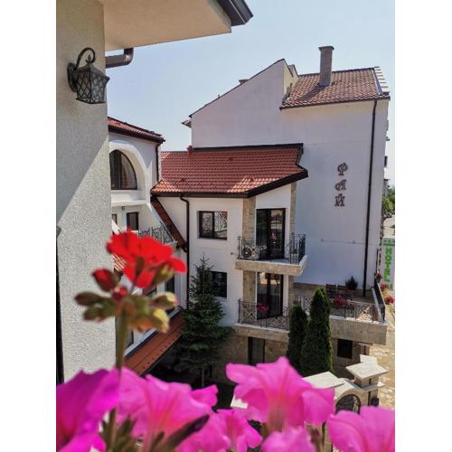 Family Hotel Rai