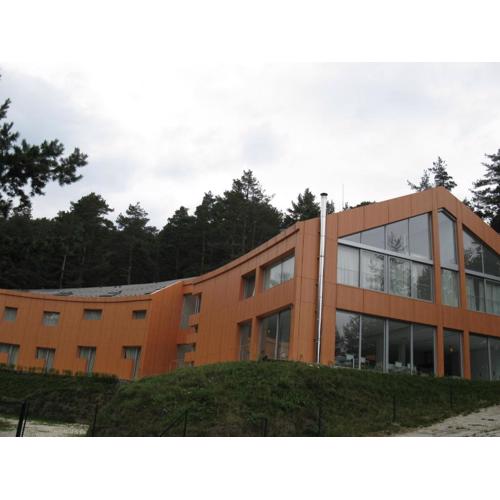 Family Hotel The Body