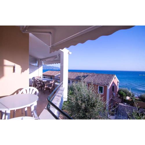 Family Seaview Balconies Hilda Home 90