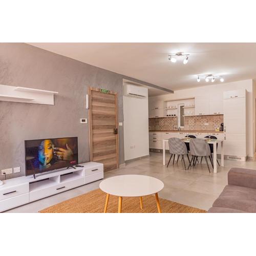 Fancy Modern APT Sliema - w/ 2BR