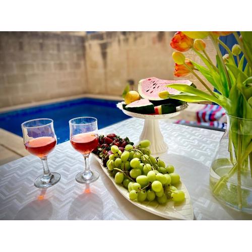 Farmhouse Grazzja with pool