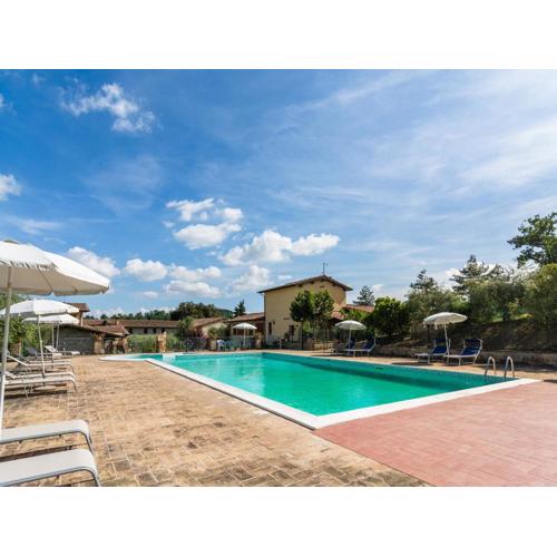 Farmhouse in Perugia with Swimming Pool