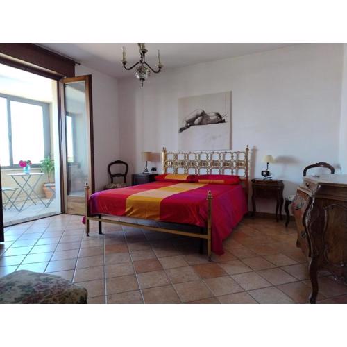 Favolosa casa con terrazza, idromassaggio, cortile e garage auto