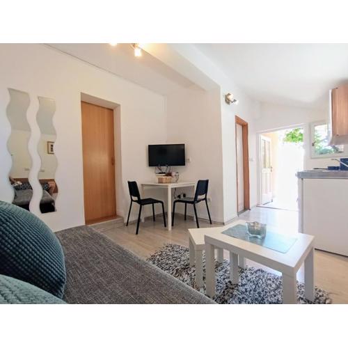Fazana local family apartment A1