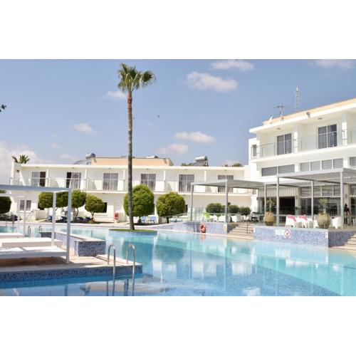 Fedrania Gardens Hotel