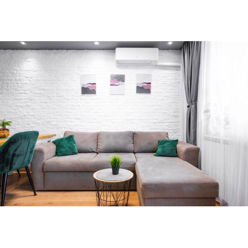 Feel Right at Home - Bright and Modern Apartment by Flat Mаnager