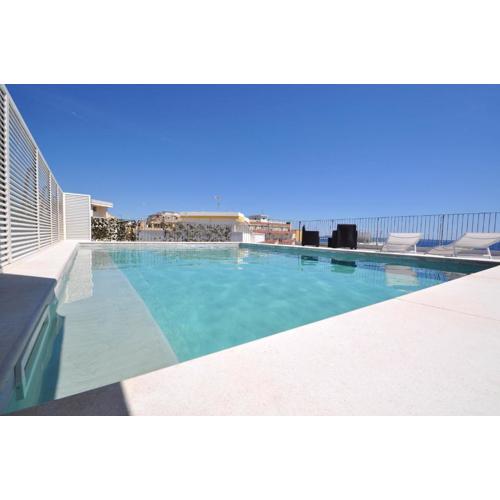 Felicity Residence
