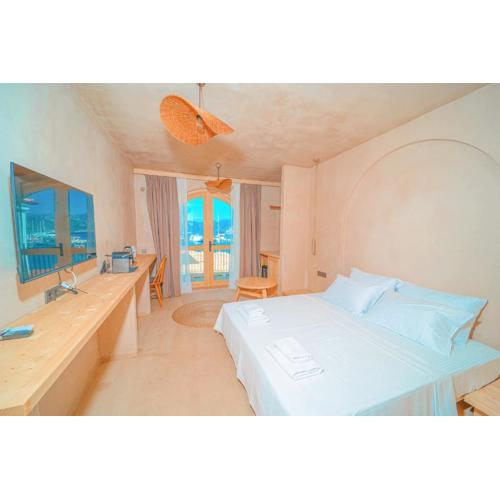 Felix Rooms