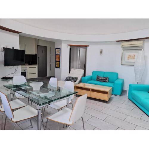 Ferienhaus Für 8 Personen Ca, 160 M Sup2 In Puerto Del Carmen, Lanzarote Südküste Von Lanzarote