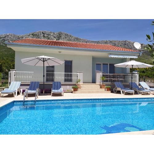 Ferienhaus In Kastel Sucurac Mit Parkplatz