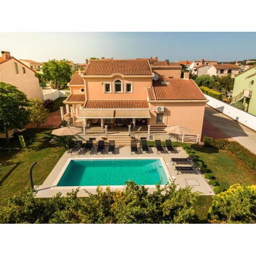 Ferienhaus In Pula Mit Privatem Pool