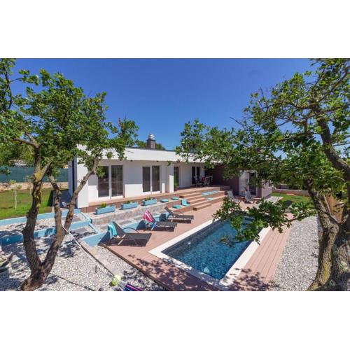 Ferienhaus mit Privatpool für 8 Personen ca 130 qm in Vintijan, Istrien Istrische Riviera