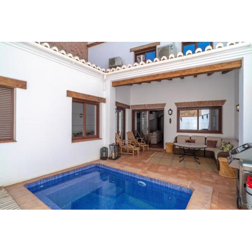 Ferienhaus mit Privatpool für 8 Personen ca 200 qm in Nerja, Andalusien Costa del Sol