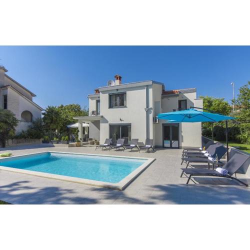 Ferienhaus mit Privatpool für 9 Personen ca 248 qm in Poreč, Istrien Istrische Riviera