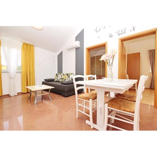 Ferienwohnung in Baška mit Eigenem Balkon - b59599