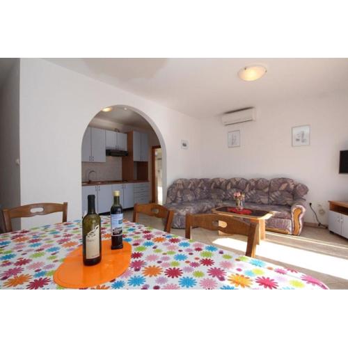 Ferienwohnung in Baška mit Eigenem Balkon - b59602