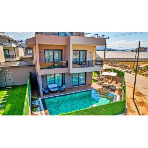 Fethiye 4 Bedroom Villa - 2159