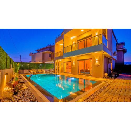 Fethiye 4 Bedroom Villa 2855