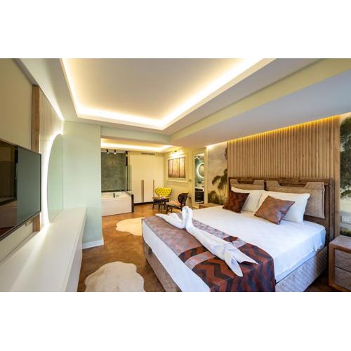 Fethiye Merkezde Jakuzili Lüks Daire - OcekHomes Meva
