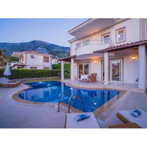 Fethiye Ovacıkta 3+1 Özel Havuzlu Villa Royal 15