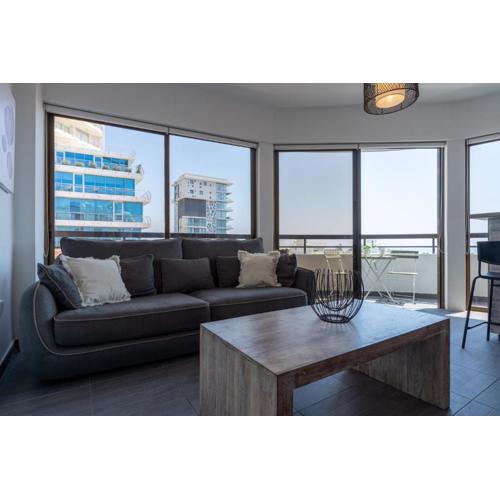 Fiesta 1-Bedroom Apartment in Larnaca
