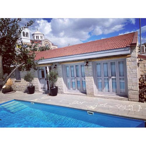 Fig&Olive Luxury one bedroom boutique in Pachna