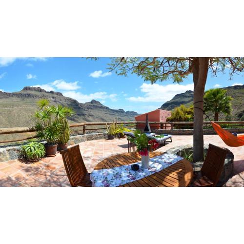Finca Las Olivas - Unique country house with heated pool