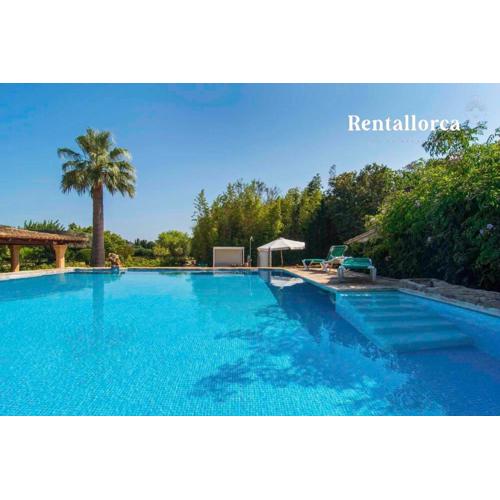 Finca Ses Contesas by Rentallorca