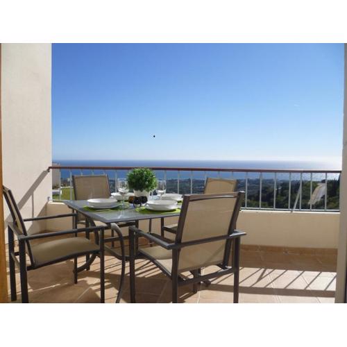 Fine Duplex Apartment with Stunning Sea Views