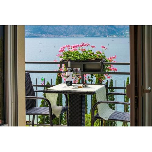 Finestra sul Lago Malcesine Apt Riva