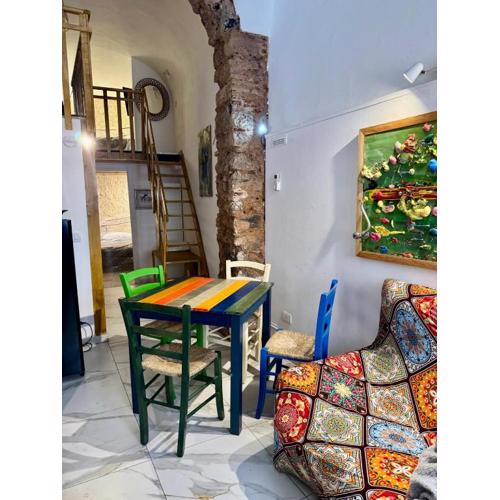 Finicchia Art House