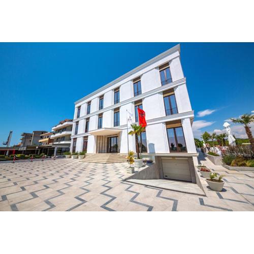 Fiore Hotel