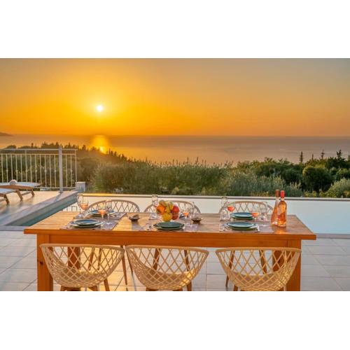 Fiscardo Luxury Stone Villa Suzana ,with sunset view!