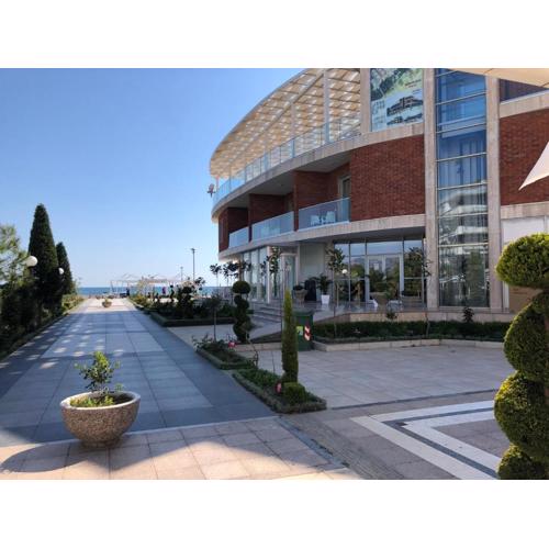 Fishta Hotel & Apartments