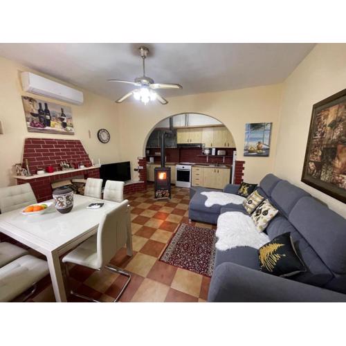 Fishta Villa and Apartments