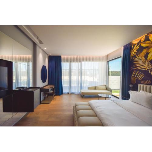 Flamingo Beach Hotel & Spa