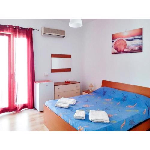 Flamingo Room